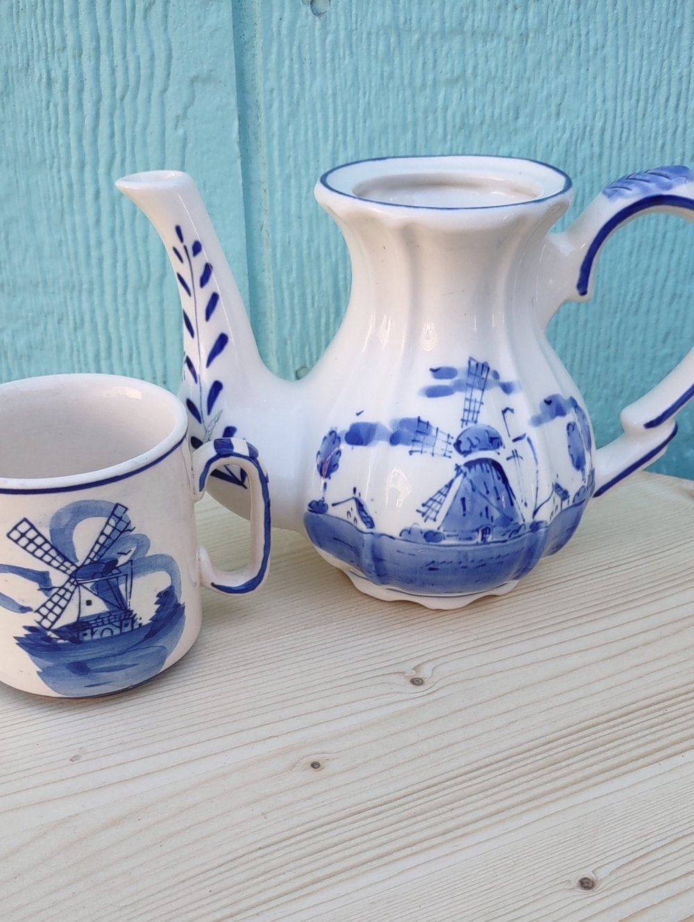 Delft Blue Hand-Painted Blue and White Ceramic Teapot and Mug Set